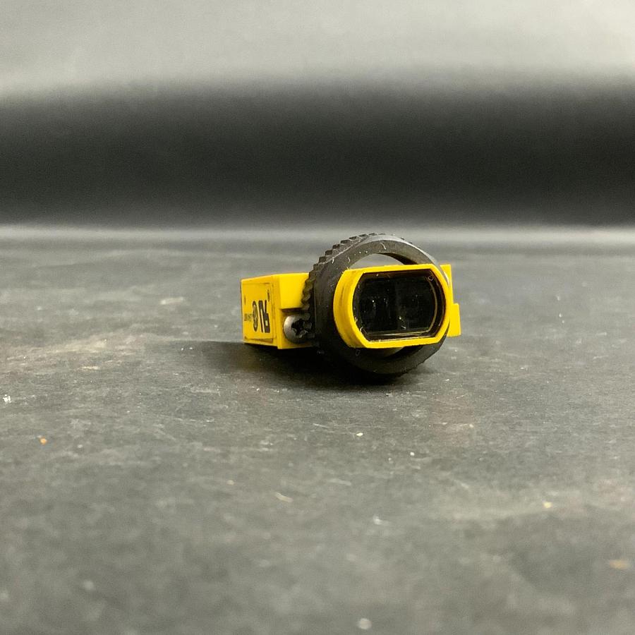 Used BANNER MINI-BEAM SM312LVQD PHOTOELECTRIC SENSOR ($20 OBO)