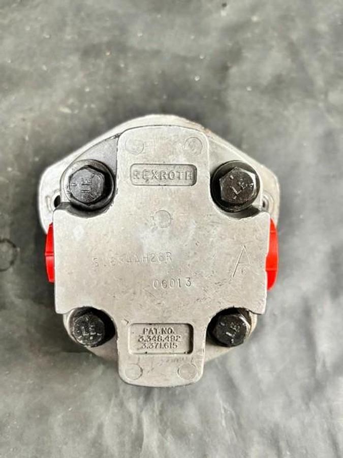 Used REXROTH S16S4AH26R HYDRAULIC PUMP