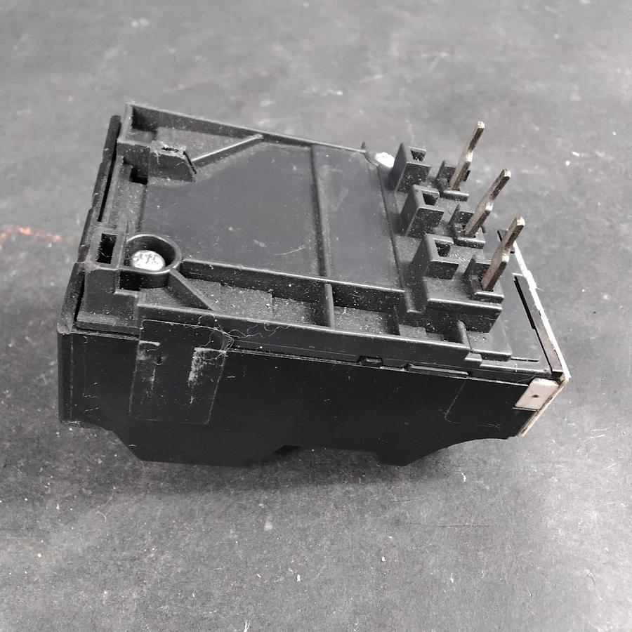 Used FUJI ELECTRIC TK-5-1N THERMAL OVERLOAD RELAY ($16 OBO)
