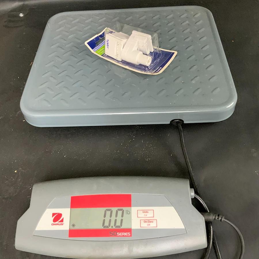 Used LEVITON 31410-W FLUORESCENT LAMP HOLDER ($10 OBO)