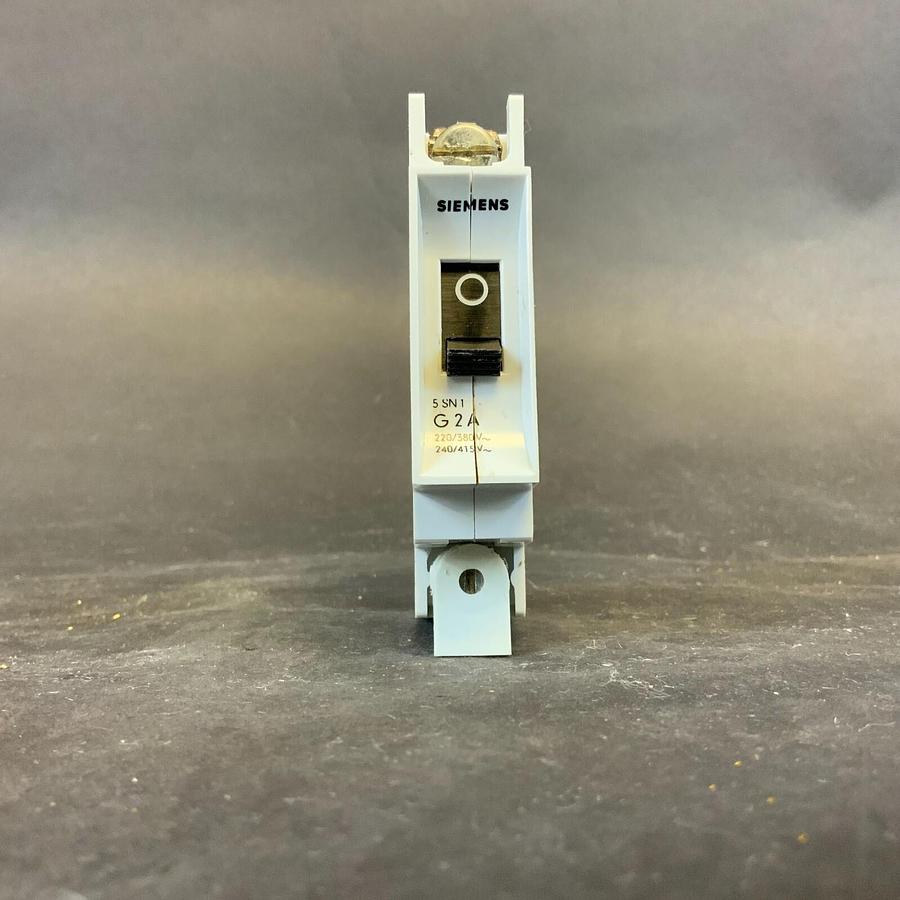 Used SIEMENS 5SN1 G2A CIRCUIT BREAKER ($10 OBO)