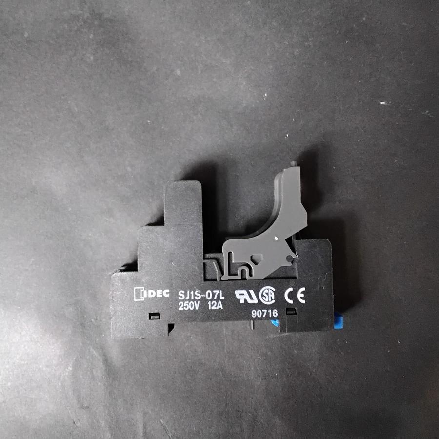 Used IDEC SJ1S-07L RELAY ($8 OBO)