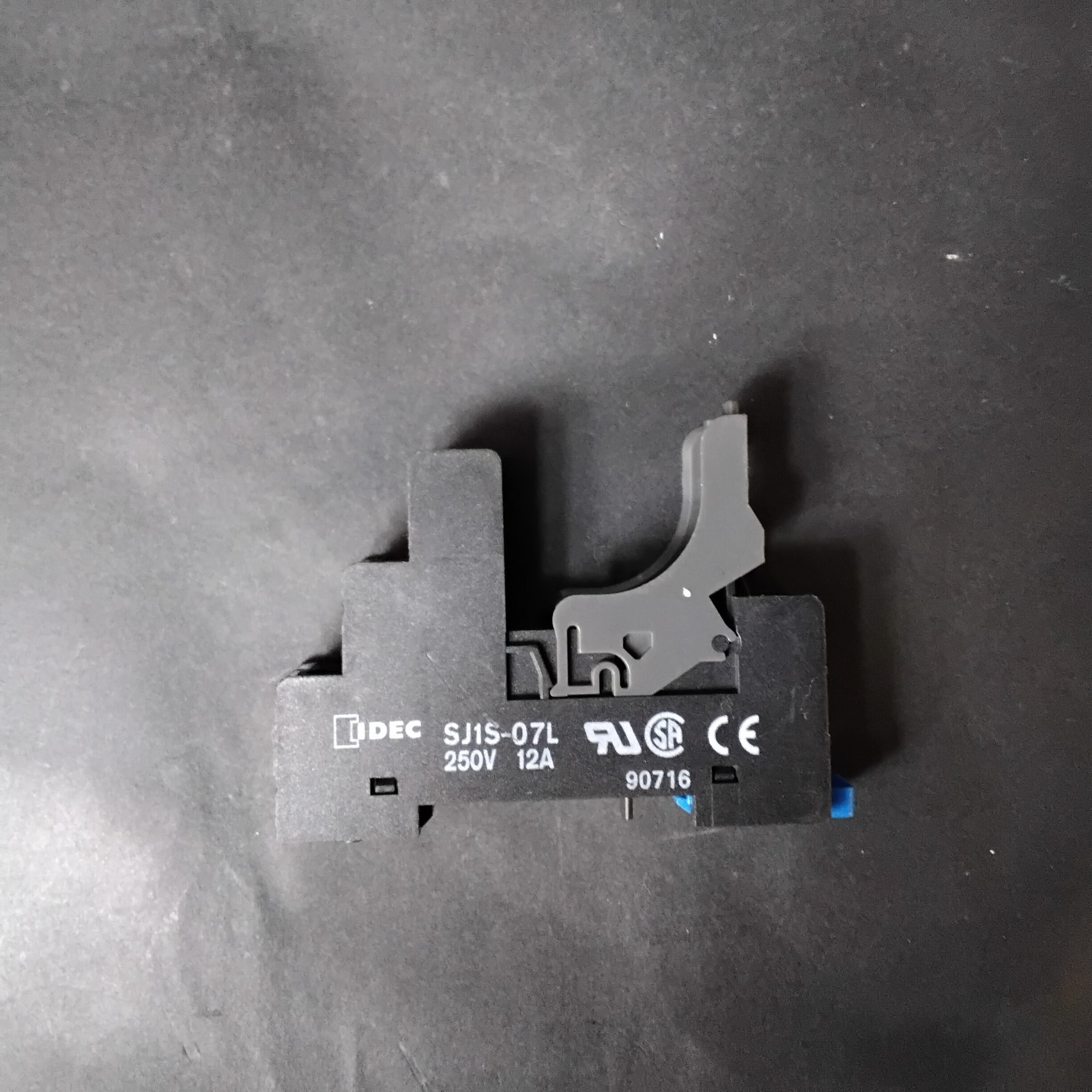 Used IDEC SJ1S-07L RELAY ($8 OBO)