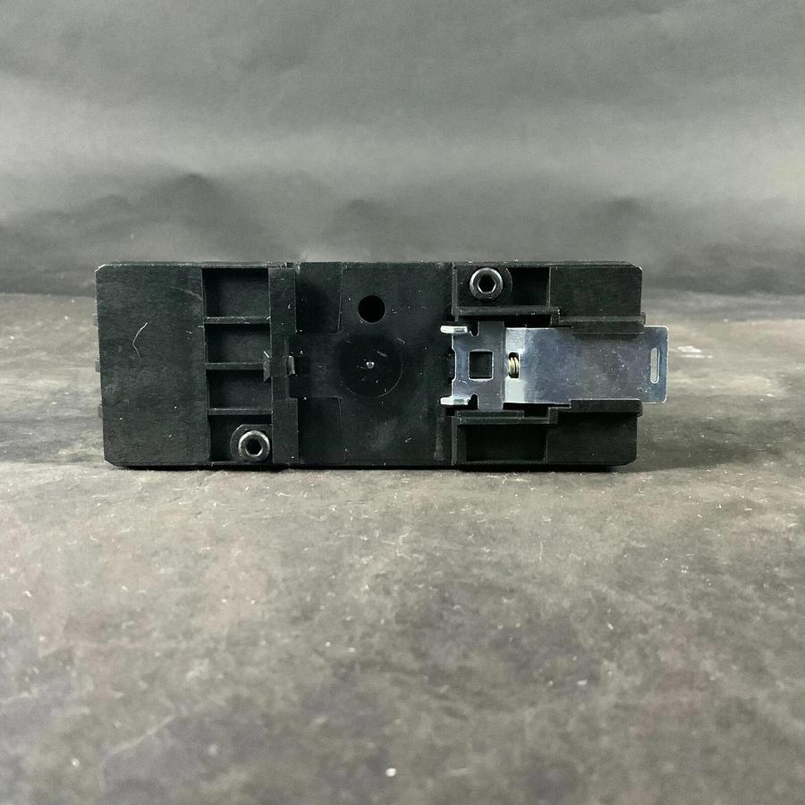 CARLO GAVAZZI RN1A48A30 CONTACTOR ($35 OBO)