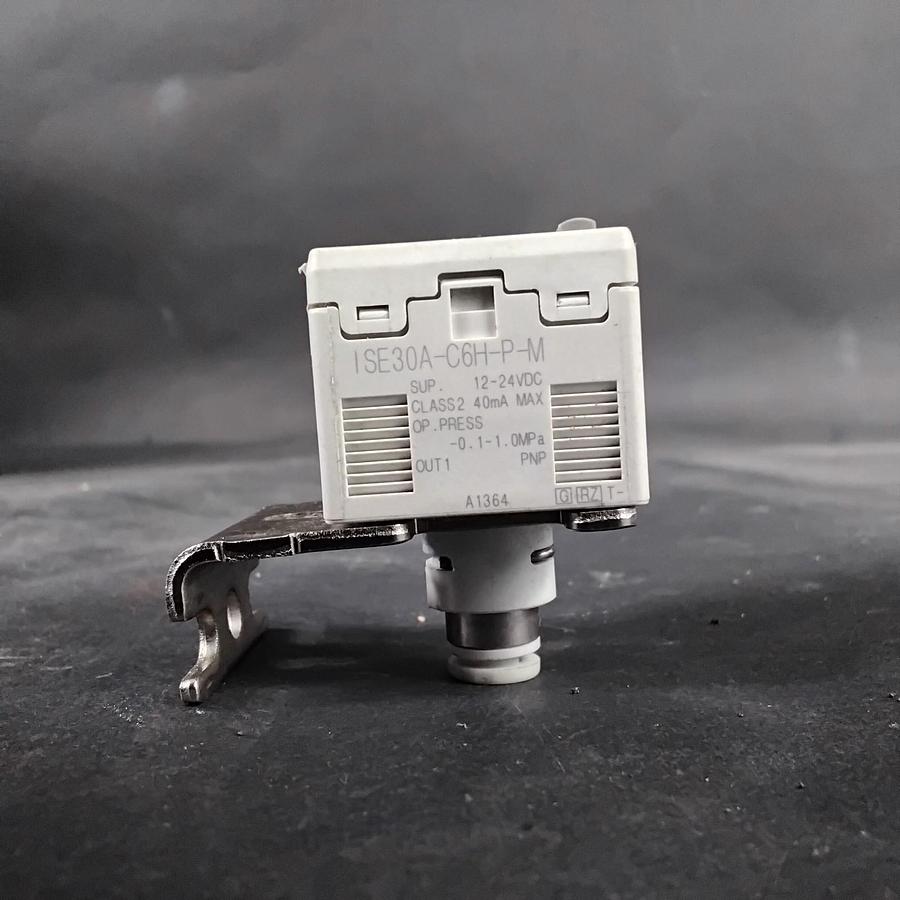 Used SMC ISE30A-C6H-P-M DIGITAL PRESSURE SWITCH ($35 OBO)