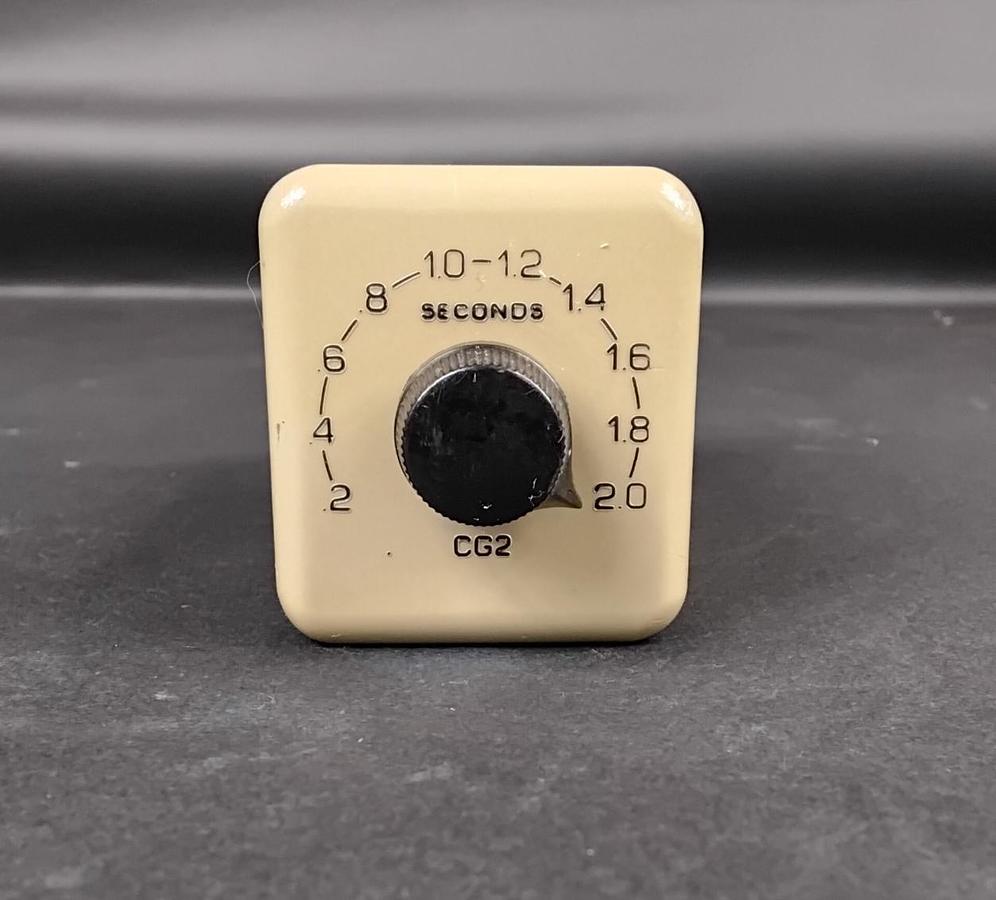 Used EAGEL SIGNAL CG2A6 TIME DELAY RELAY ($16 OBO)
