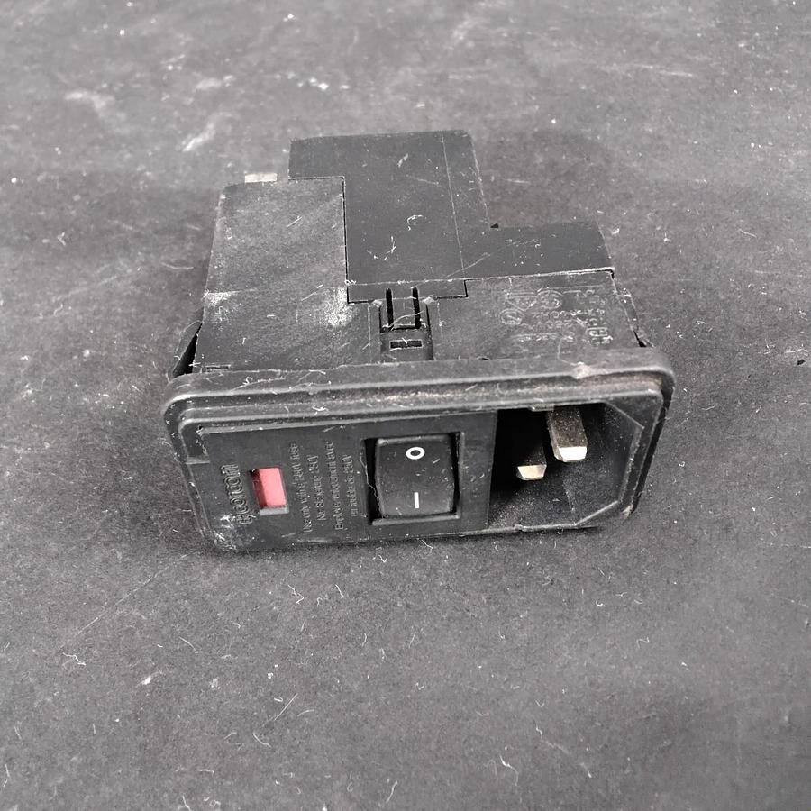 Used CORCOM PS0S0DBX0 POWER ENTRY MODULE ($15 OBO)