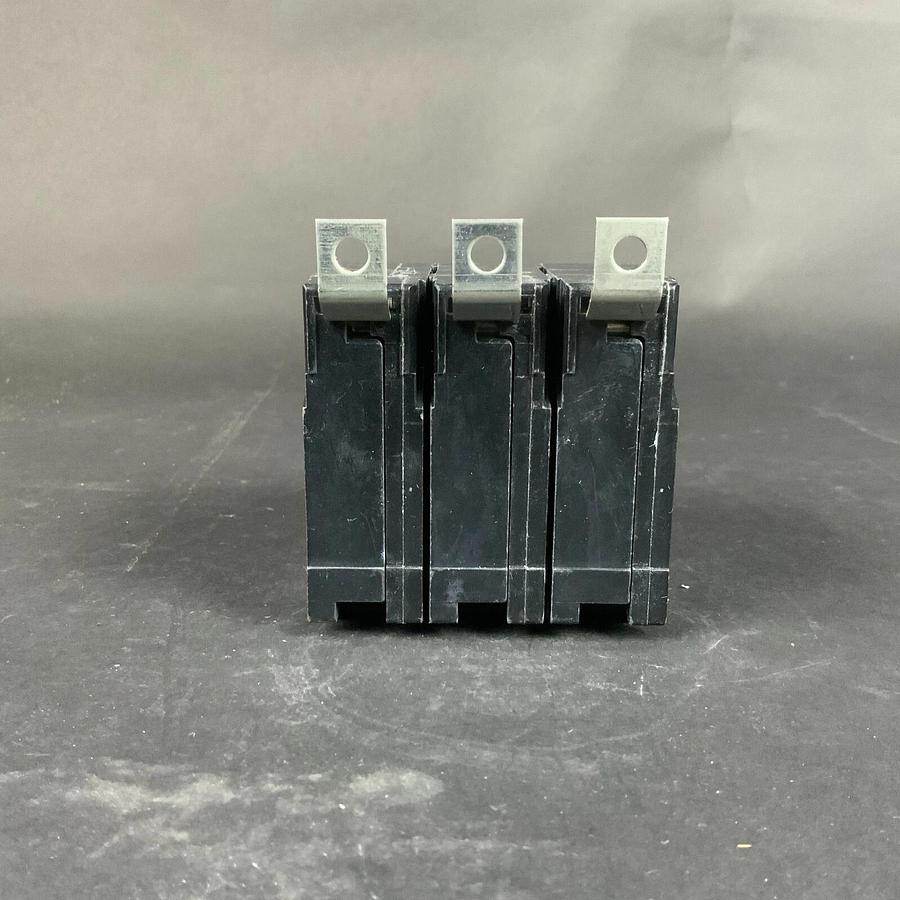 Used EATON BAB3015HT BREAKER - NEW ($40 OBO)