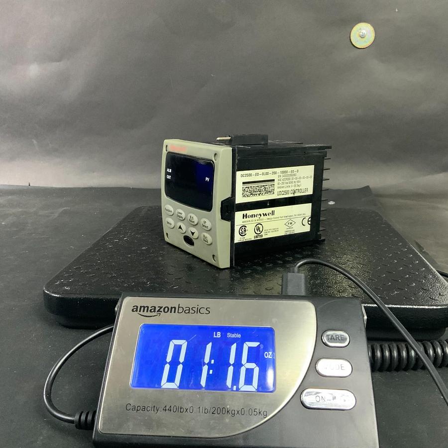 Used HONEYWELL UDC2500 CONTROLLER ($600 OBO)