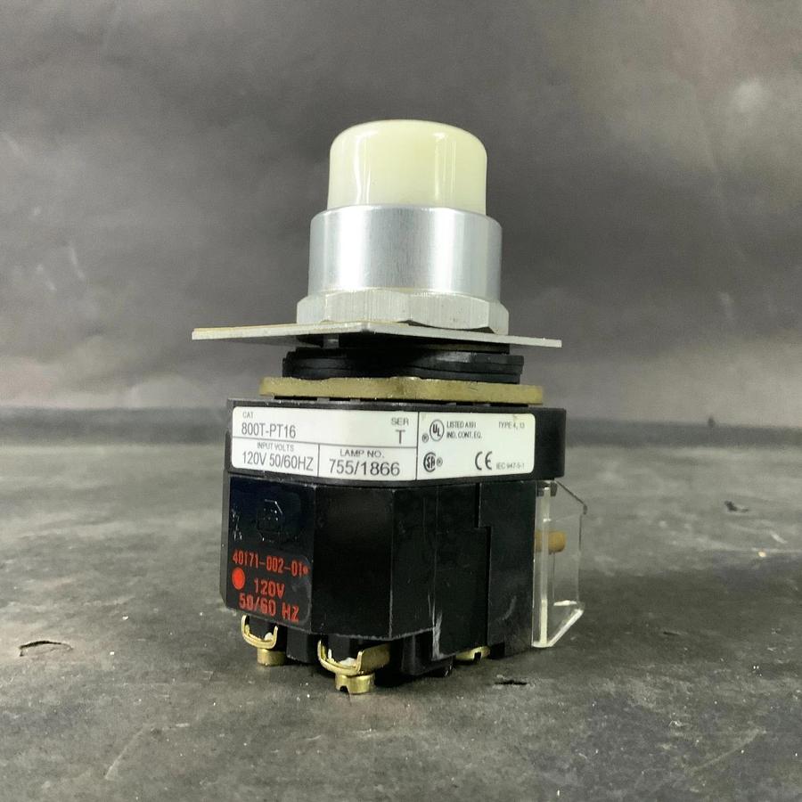 Used ALLEN BRADLEY 800T-PT16 WHITE PUSHBUTTON ($30 OBO)