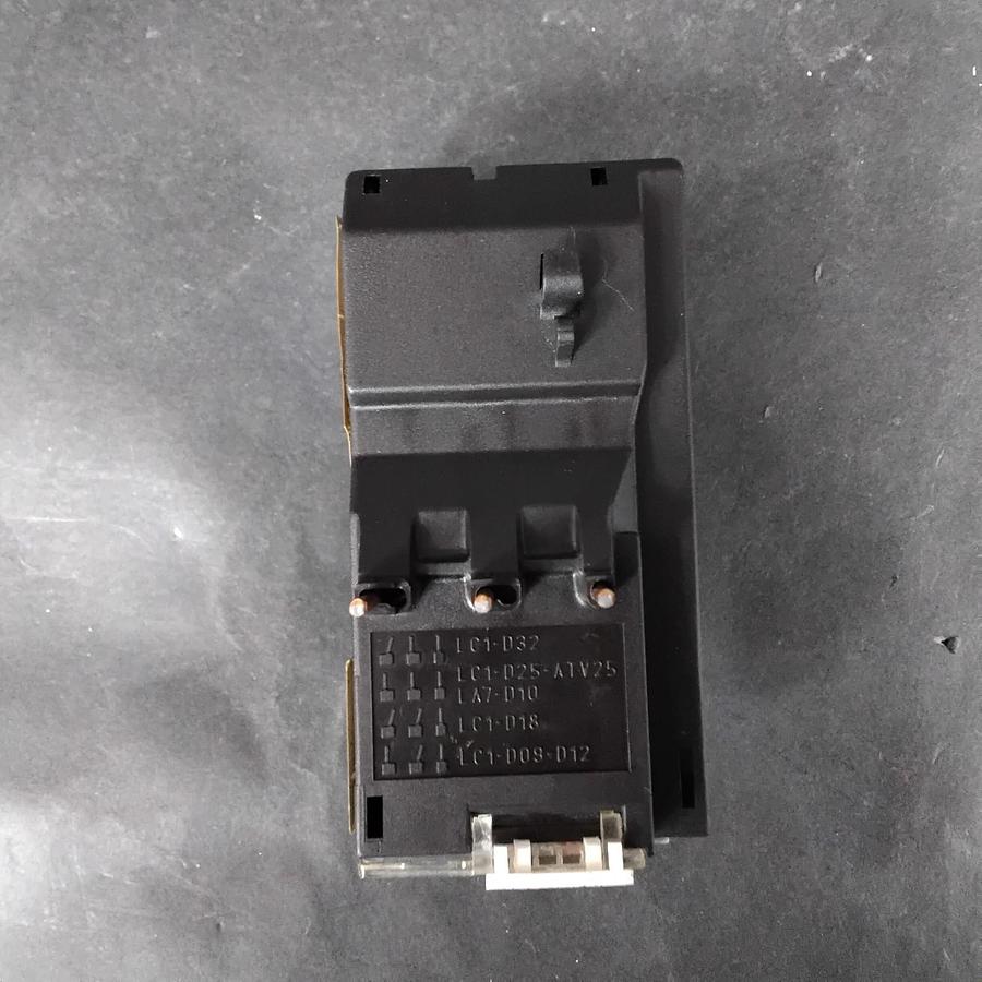 Used TELEMECANIQUE LR2-D1304 OVERLOAD RELAY ($25 OBO)