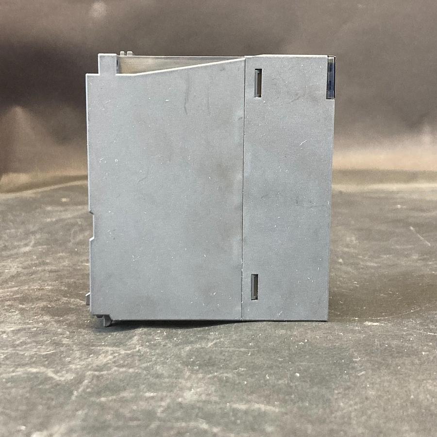 Used MITSUBISHI OUTPUT UNIT QY81P MELSEC-Q PLC ($20 OBO)