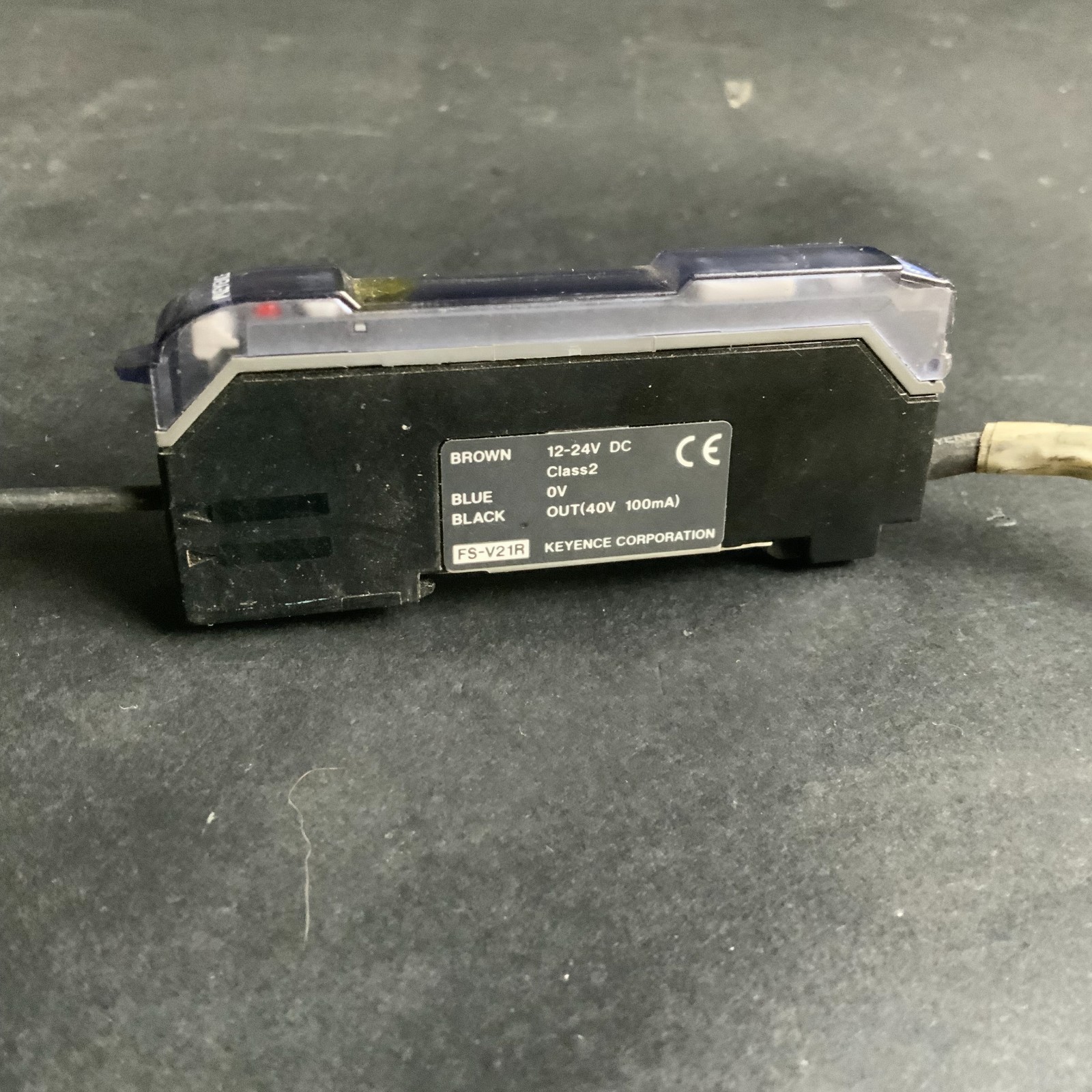 Used KEYENCE FS-V21R FIBER OPTIC AMPLIFIER ($25 OBO)