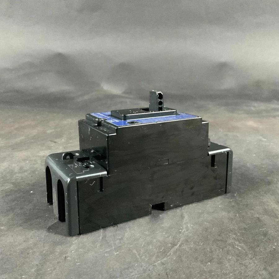 MITSUBISHI NF30-CS 3A CIRCUIT BREAKER ($40 OBO)