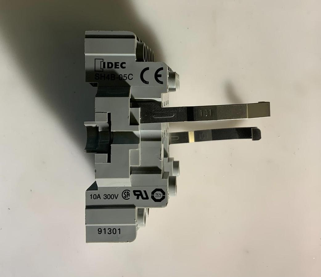 Used IDEC SH4B-05C ($11.99.EACH OBO)