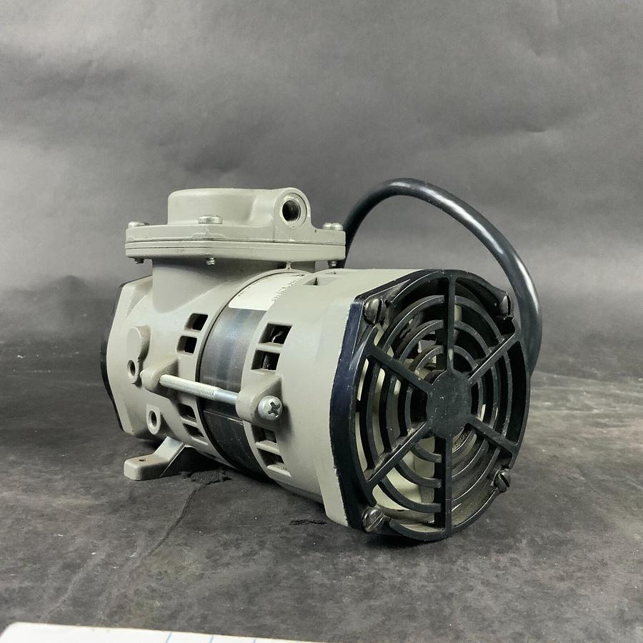 Used THOMAS 107CAB20TFE-119 COMPRESSOR ($145 OBO)