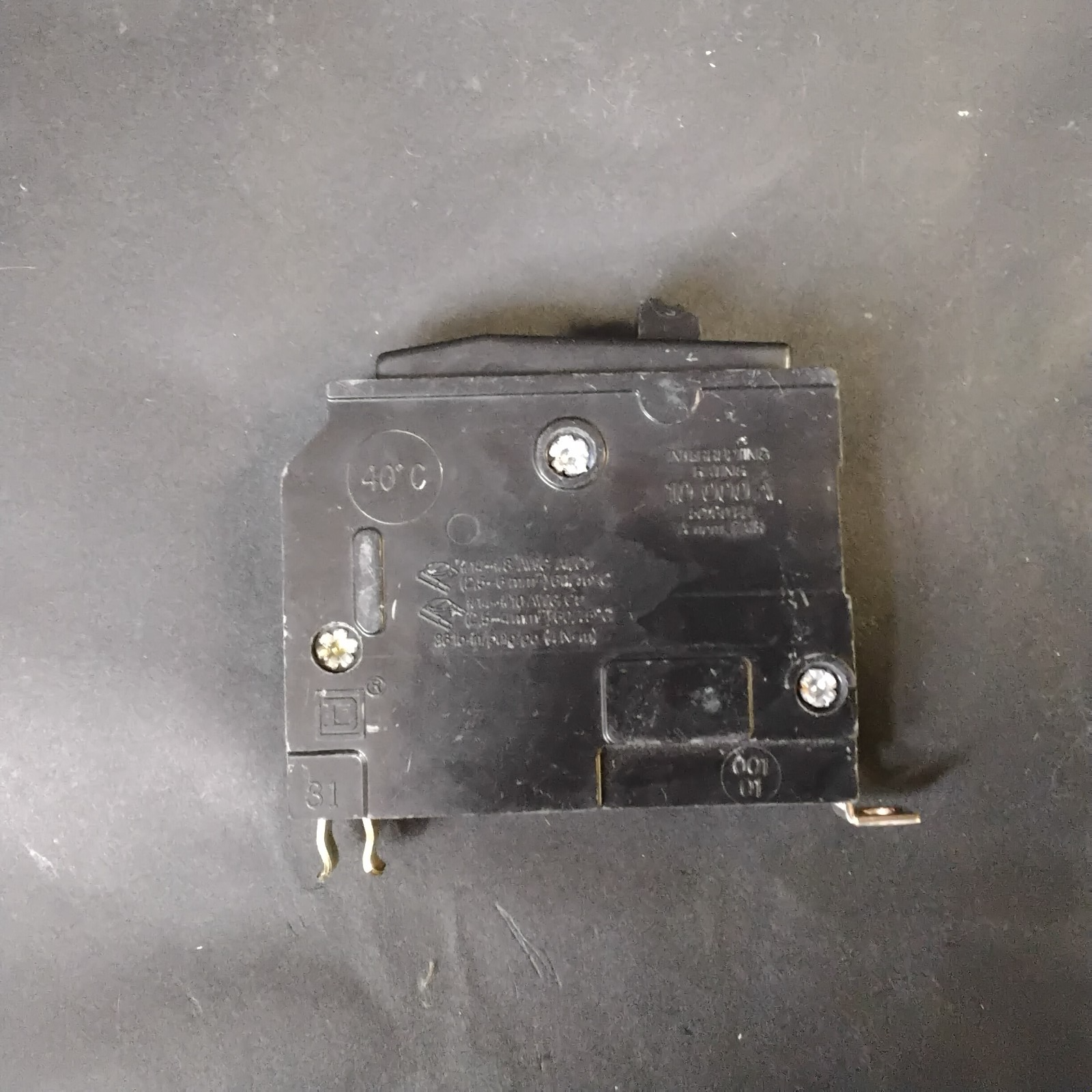 Used SQUARE D QOB CIRCUIT BREAKER ($7 OBO)