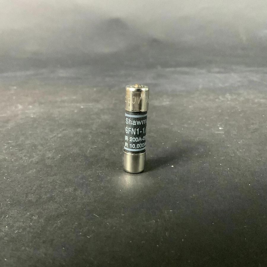 FERRAZ SHAWMUT GFN1-1/8 FUSE ($2.5 OBO)
