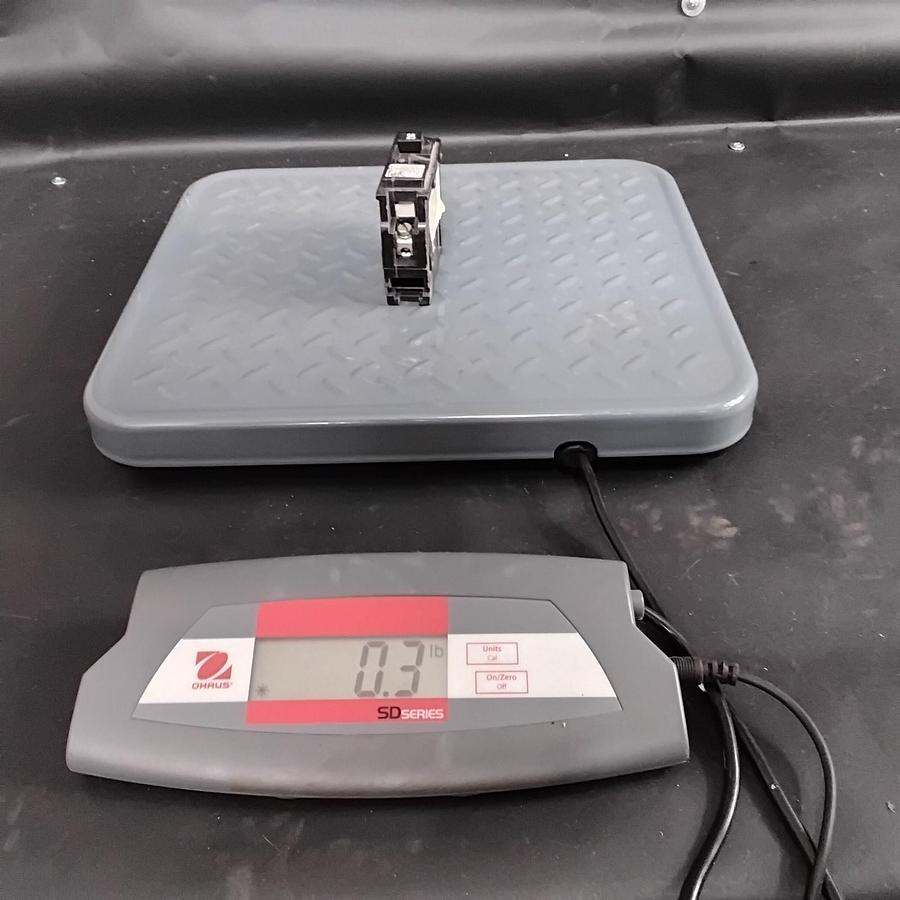 Used SIEMENS BQ1B025-U CIRCUIT BREAKER ($12 OBO)