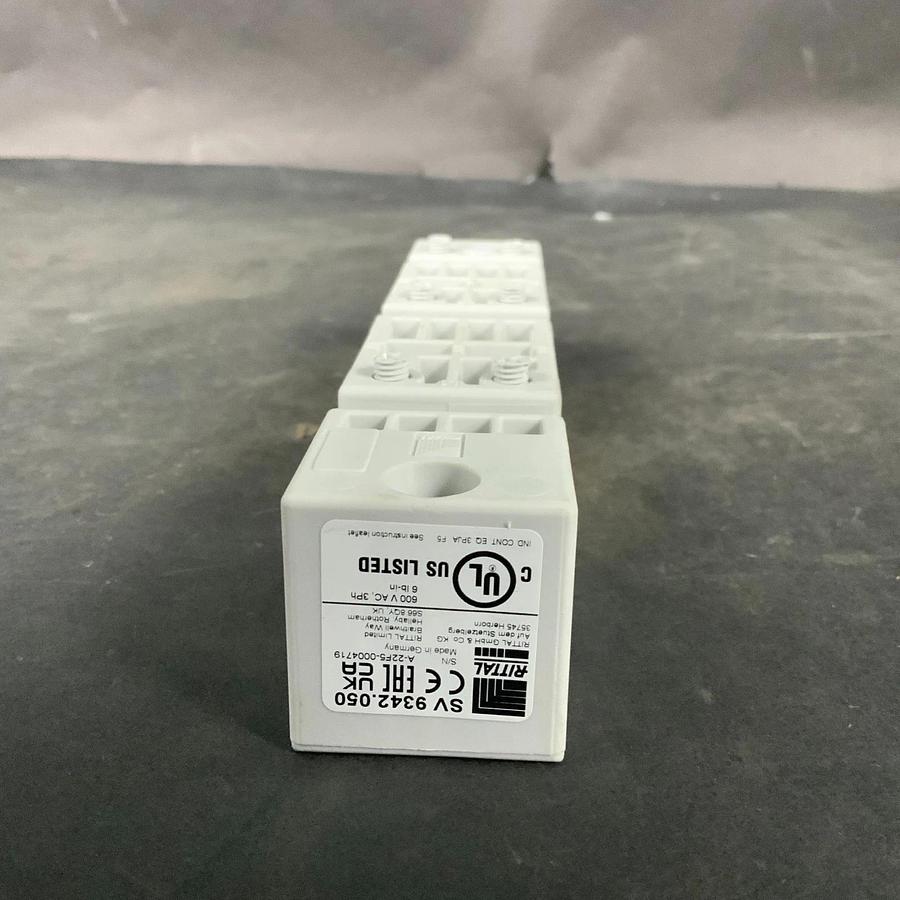 RITTAL SV9342.050 BUSBAR SUPPORT ($40 OBO)