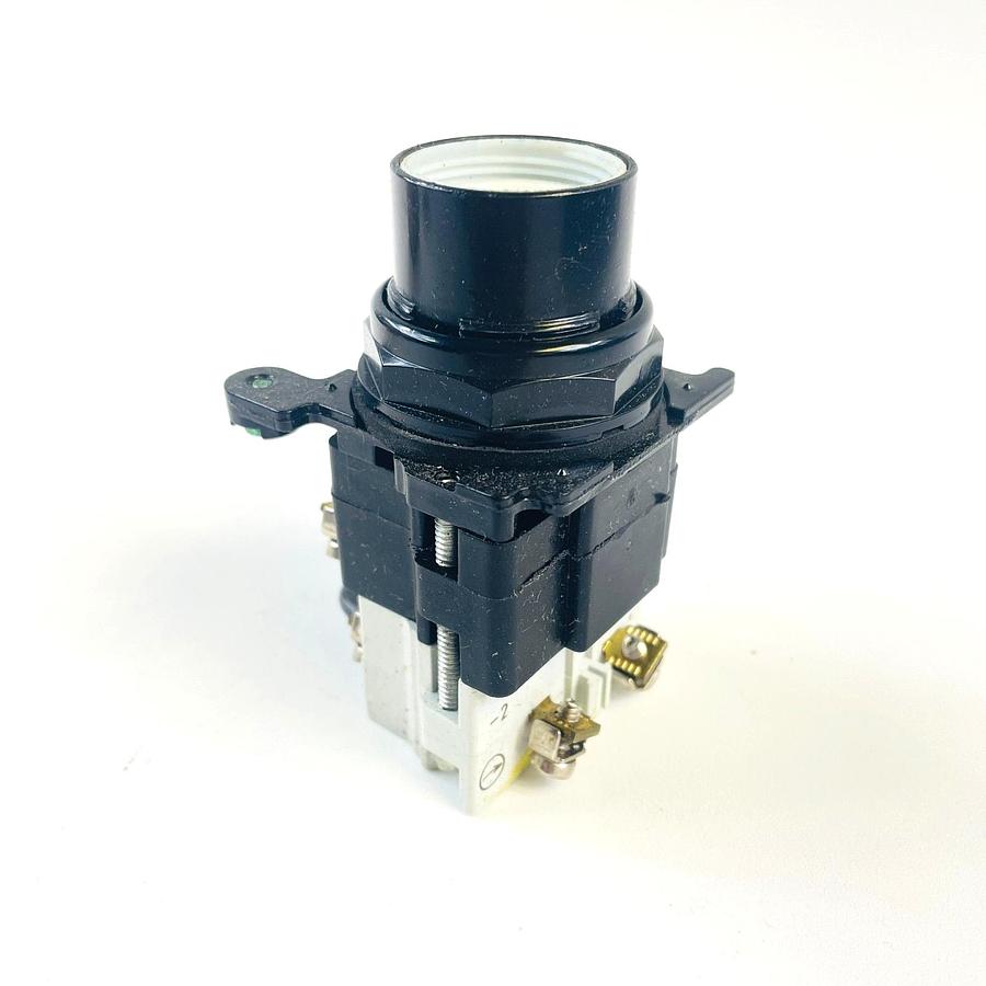 Used EATON CUTLER HAMMER E34TPB120L PRESTEST INDICATING LIGHT OPERATOR NEW OPEN BOX