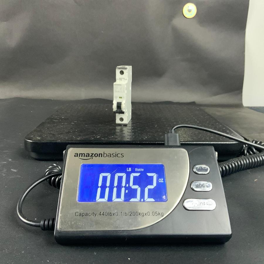 Used SIEMENS 5SY6104-7 CIRCUIT BREAKER ($25 OBO)