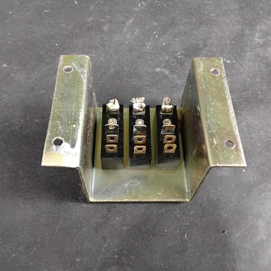 Used CONTACT BLOCK ASSEMBLY P4-2S ($16 OBO)
