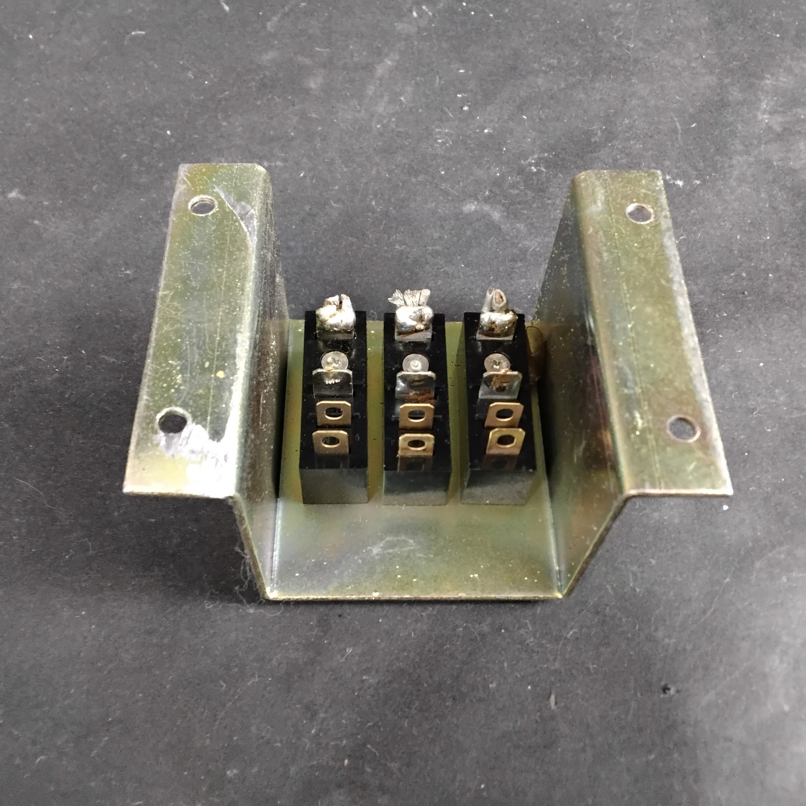 Used CONTACT BLOCK ASSEMBLY P4-2S ($16 OBO)
