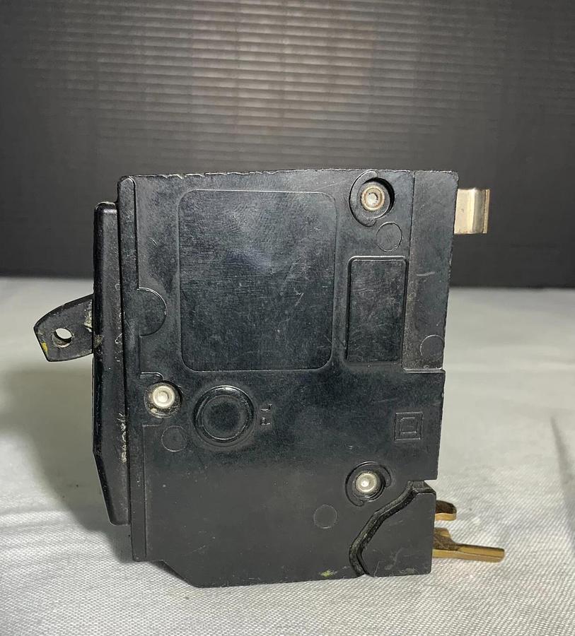 SCHNEIDER QO130 ($19.99 OBO)