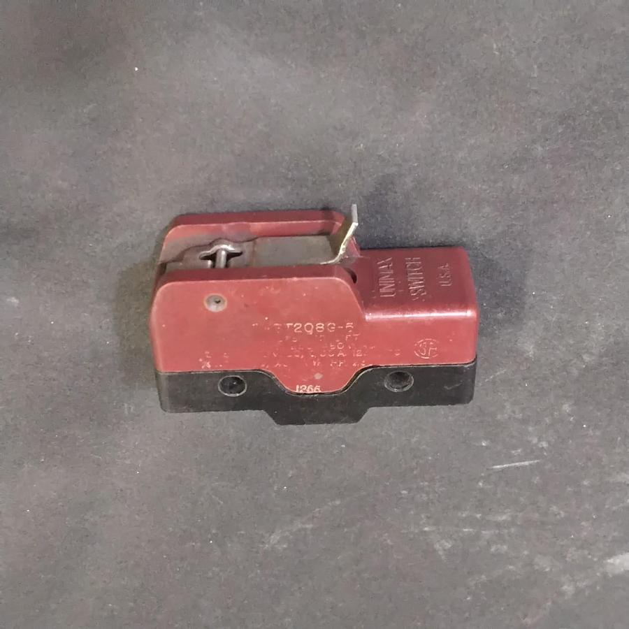 Used UNIMAX 208G-5 SNAP-ACTION MICROSWITCH ($5.60 OBO)