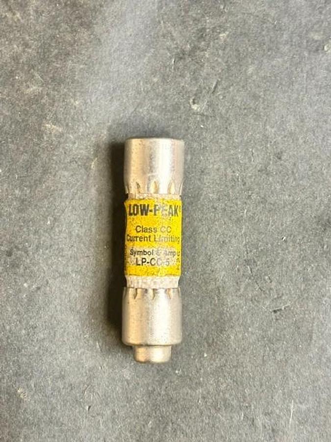 Used BUSSMANN LOW-PEAK LP-CC-5 FUSE
