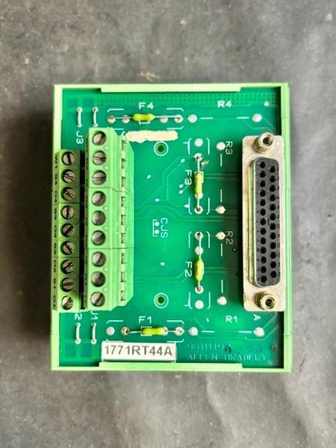 Used ALLEN BRADLEY 1771-RT44 REMOTE TERMINATION PANEL