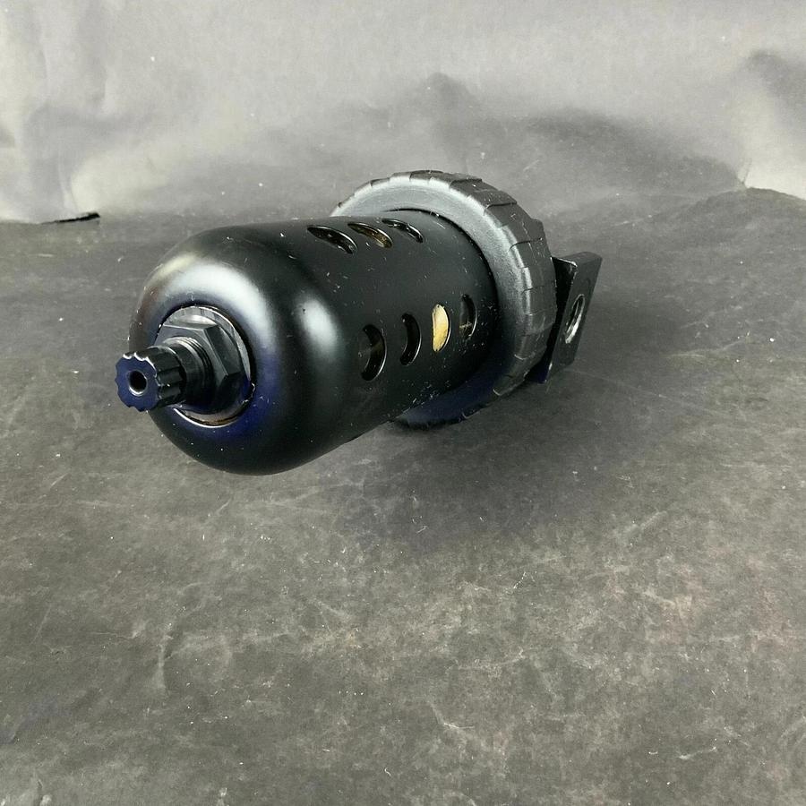 Used SPEEDAIRE 3JV44 PNEUMATIC FILTER ($50 OBO)