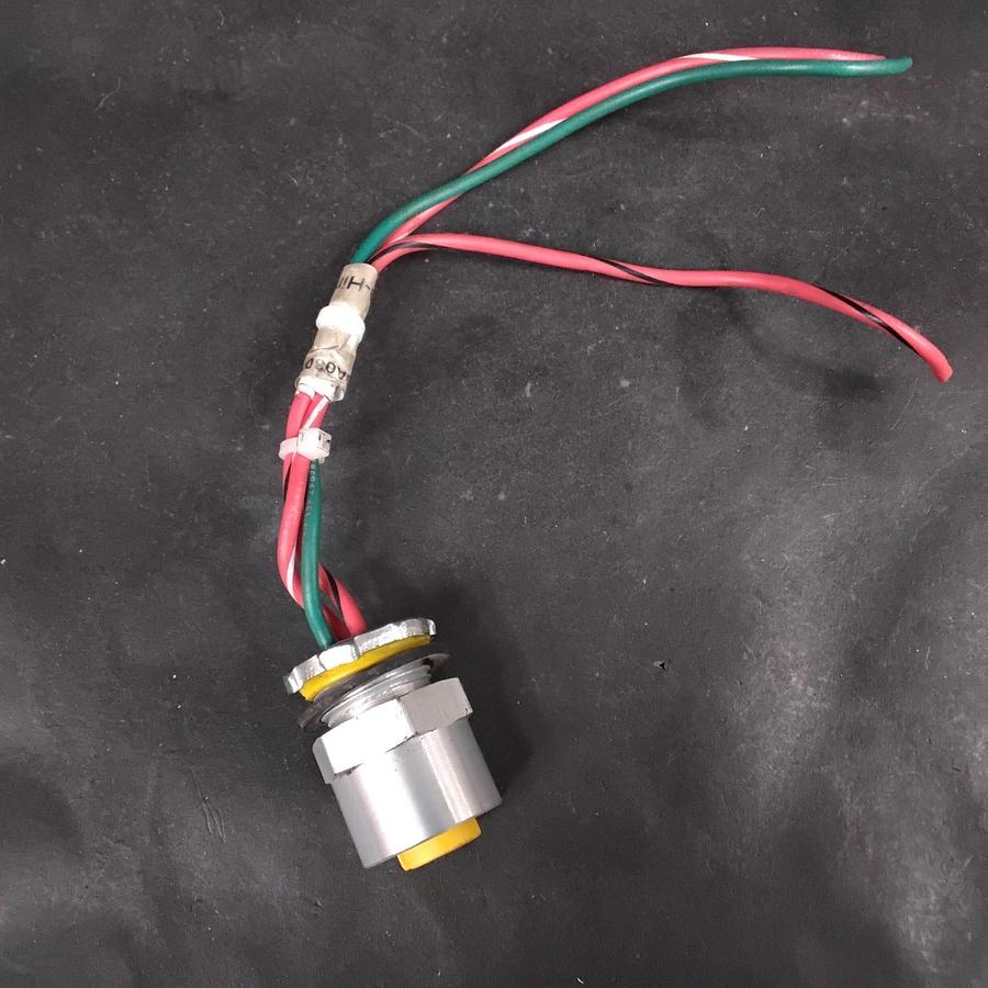 Used HINDS FUSE MR3D4B00A030M CONNECTOR ASSEMBLY ($15 OBO)