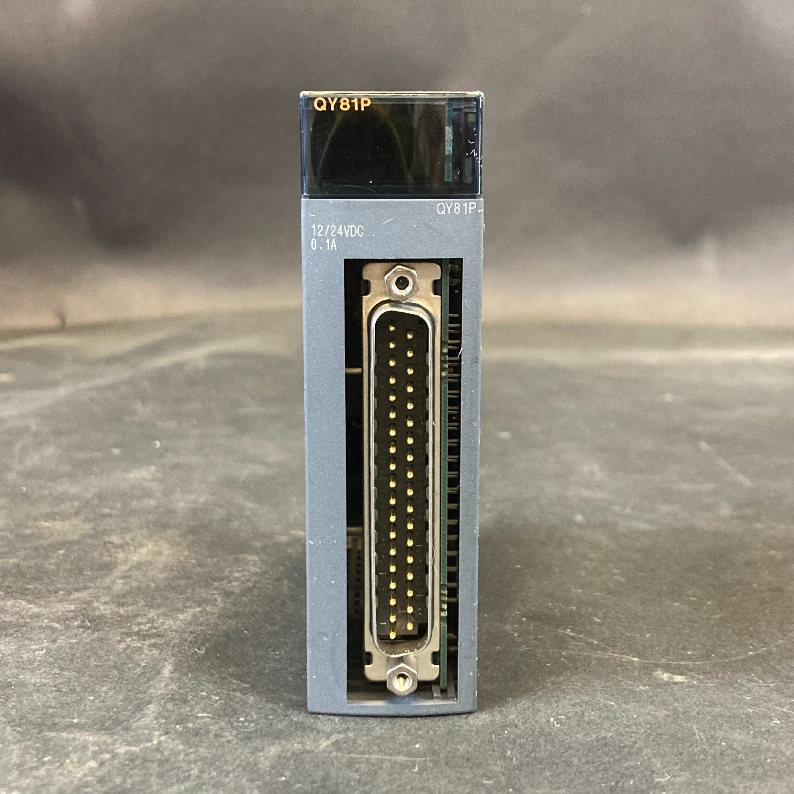Used MITSUBISHI  OUTPUT UNIT QY81P MELSEC-Q PLC ($20 OBO)
