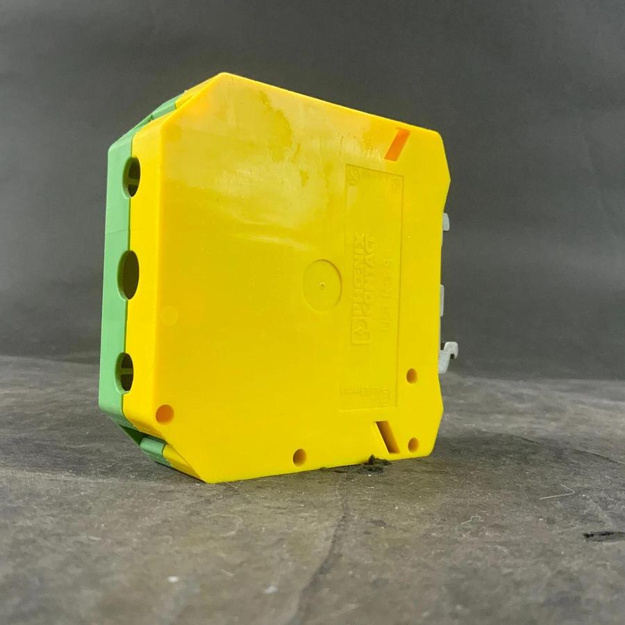 Used PHOENIX CONTACT USLKG95 TERMINAL BLOCK ($15 OBO)