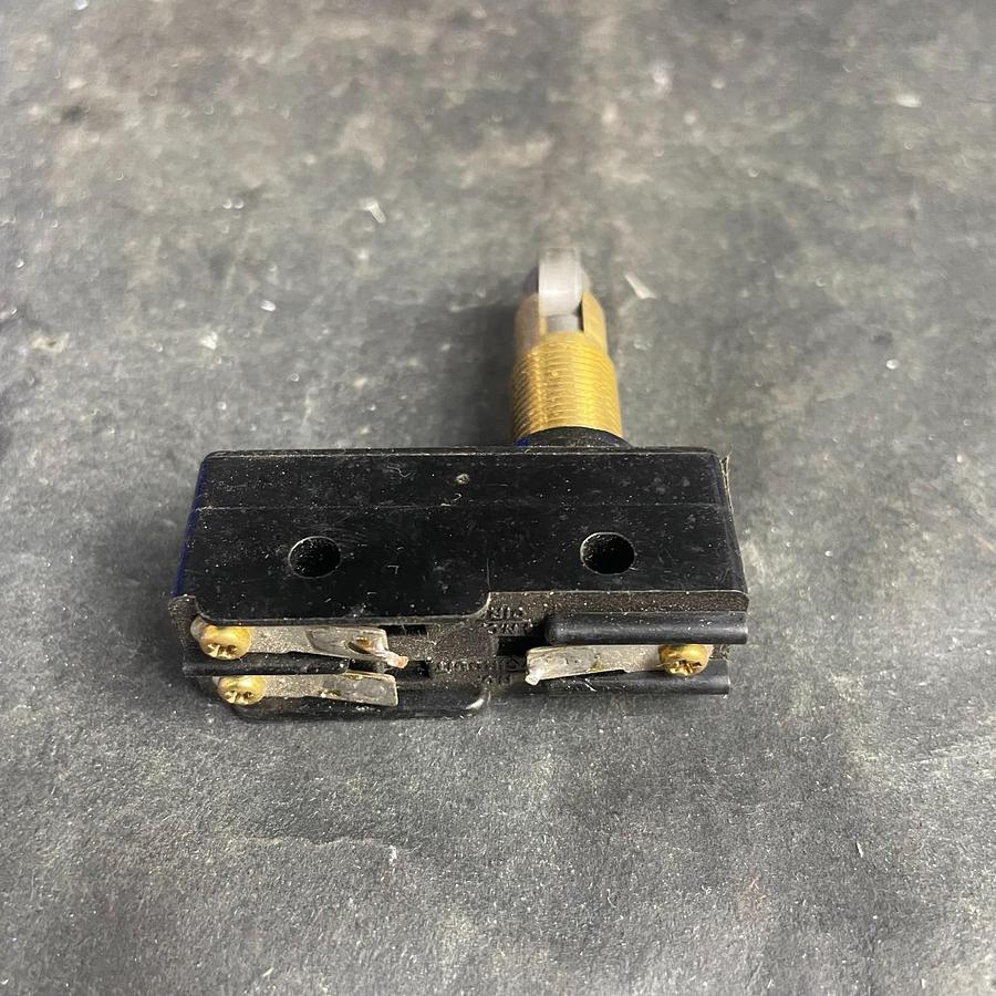 Used HONEYWELL BZ-RQ181-J MICRO SWITCH