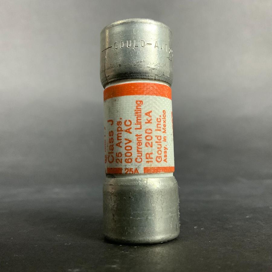 Used FERRAZ SHAWMUT AMPTRAP AJT25 FUSE - SET OF 2 ($20 OBO)