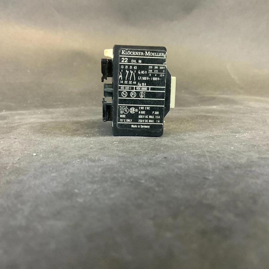 Used MOELLER 22 DIL M AUXILIARY CONTACT ($15 OBO)