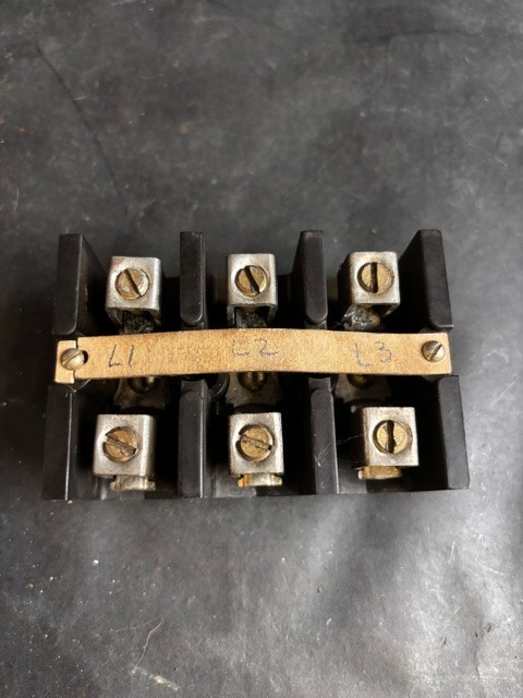 Used ALLEN BRADLEY F-15376 TERMINAL BLOCK ($12 OBO)