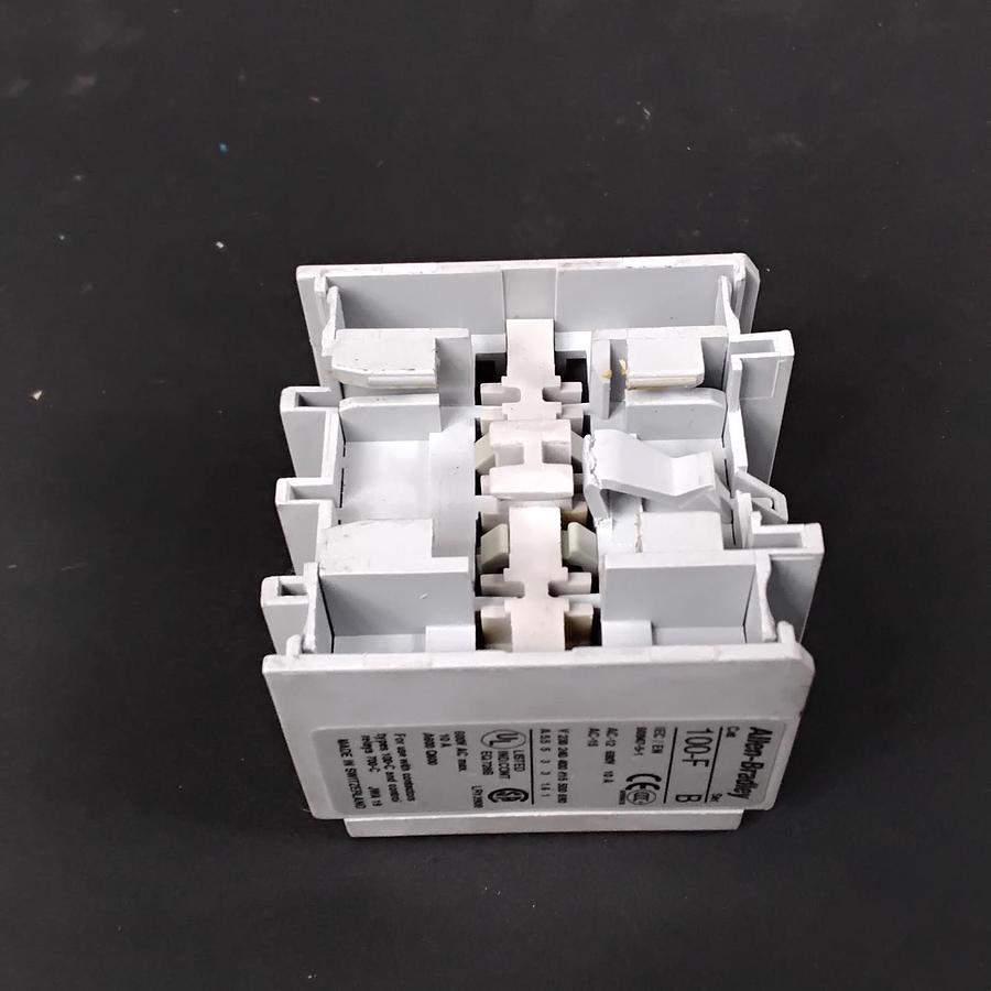 Used ALLEN BRADLEY 100-FA22 AUXILIARY CONTACT BLOCK ($15 OBO)