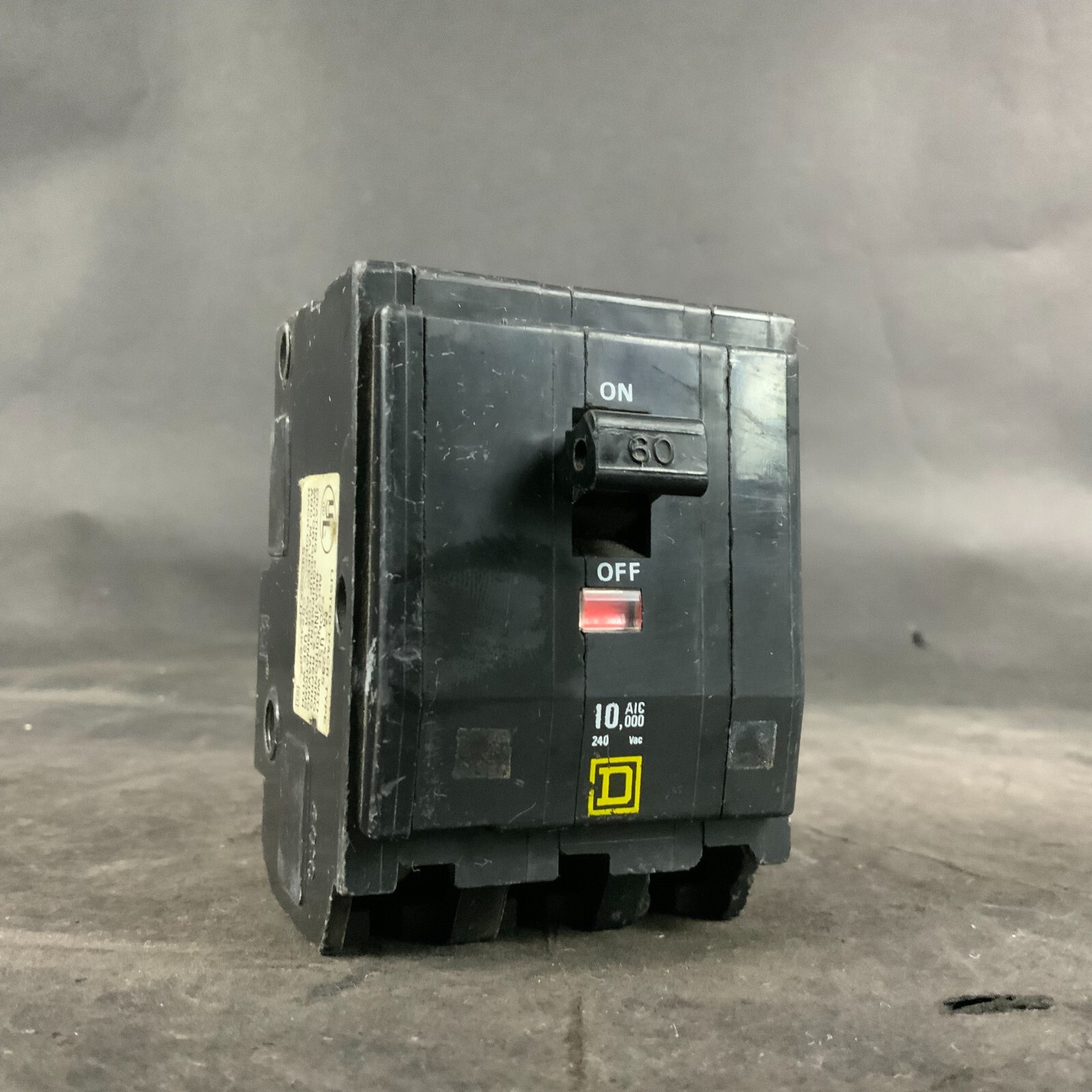 Used SQUARE D MG-5235 CIRCUIT BREAKER ($16 OBO)