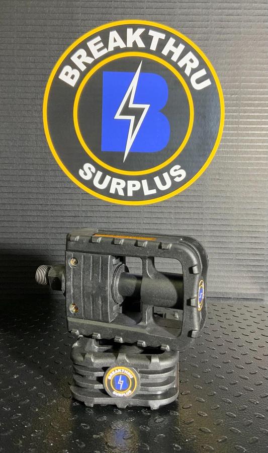 Used FAT CAT FOLDING BICYCLE PEDALS ($5/PAIR OBO)