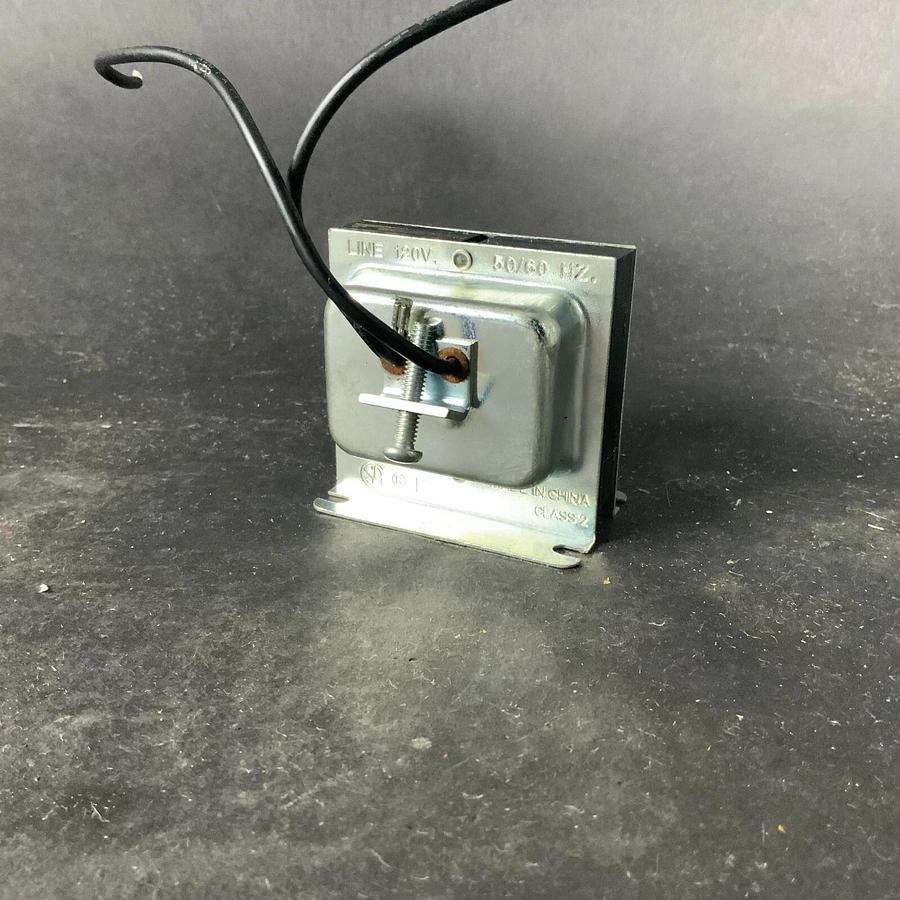 Used EDWARDS TRANSFORMER 590 TRANSFORMER ($10 OBO)