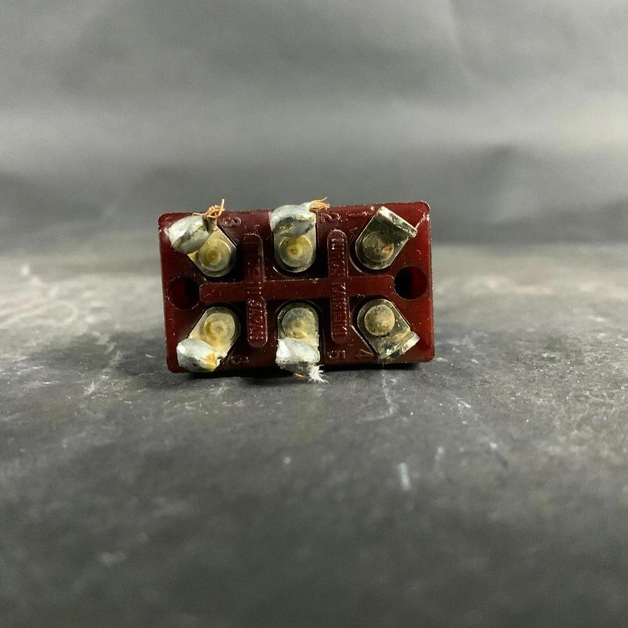 NIHON KAIHEKI S-6A TOGGLE SWITCH ($10 OBO)