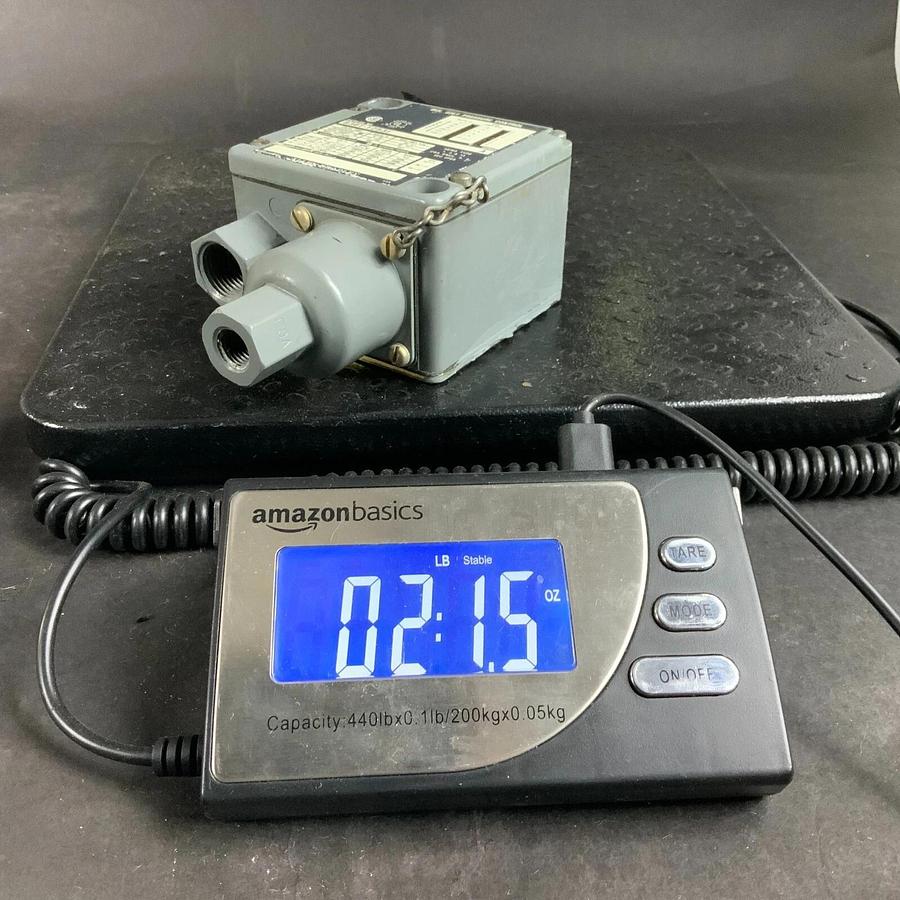 Used ALLEN BRADLEY 836T-T253J PRESSURE CONTROL SWITCH ($75 OBO)