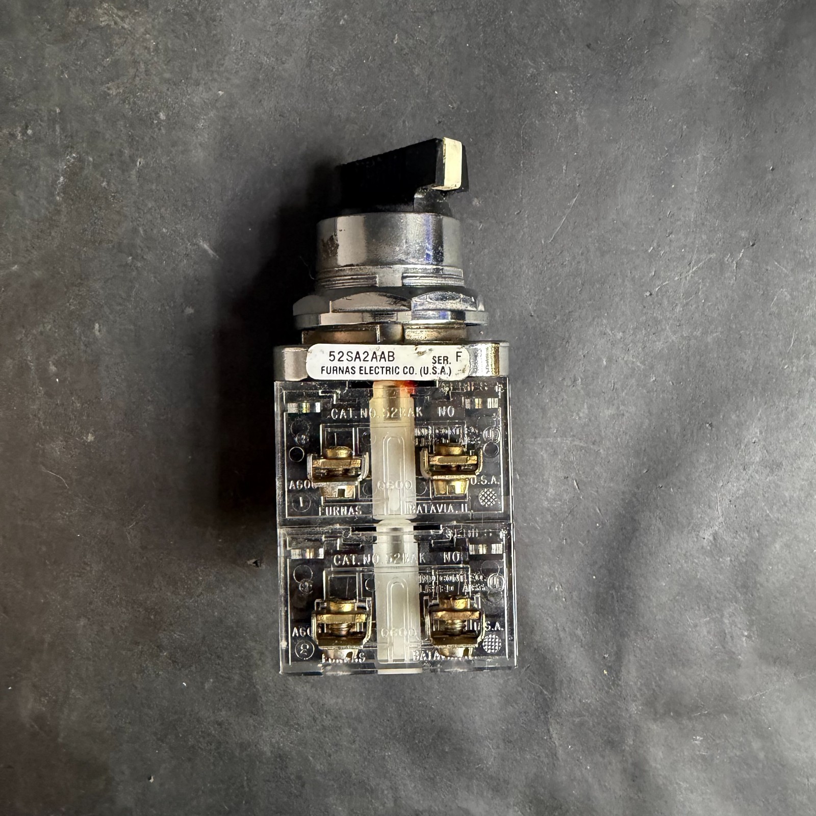 Used TELEMECANIQUE ZB2-BE101 SELECTOR SWITCH ($25 OBO)