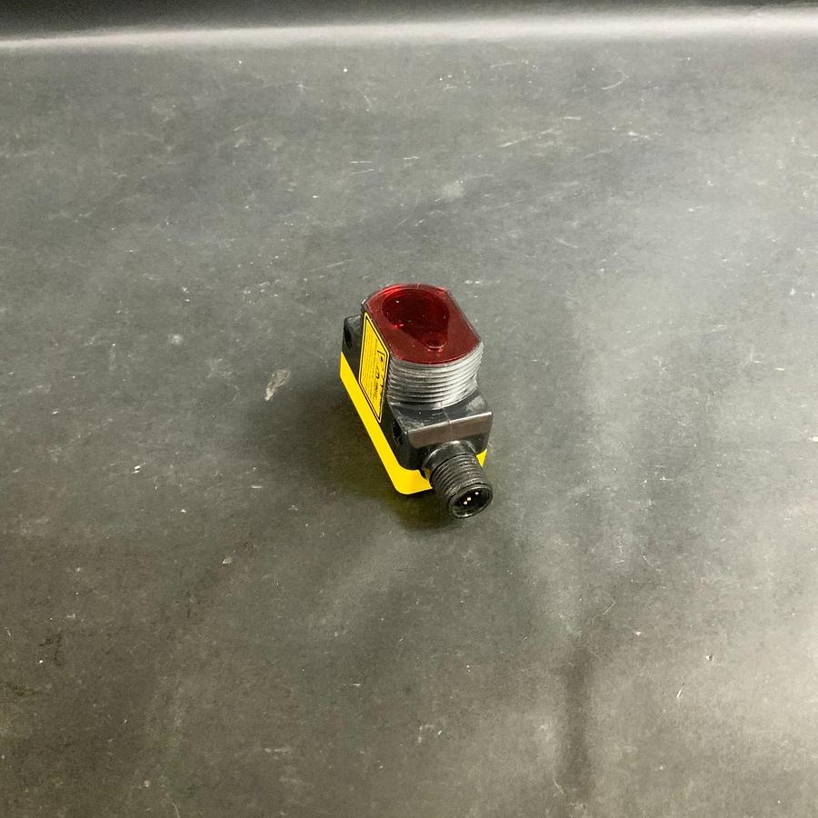 Used BANNER QS30LDLQ PHOTOELECTRIC SENSOR ($75 OBO)