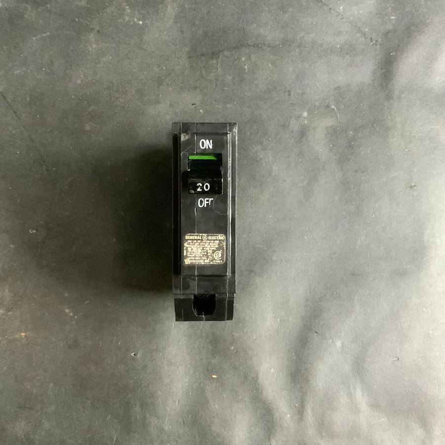 Used EATON CH270 CIRCUIT BREAKER ($19 OBO)