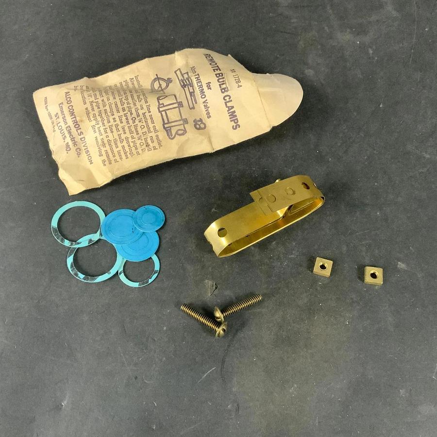 EMERSON ELECTRIC XA 1728-4 REMOTE BULB CLAMPS ($8 OBO)